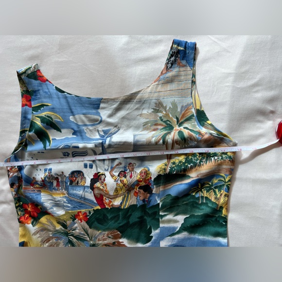 Classic Aloha muumuus. Traditional Hawaiian 🌺 prints. Size S. - Picture 3 of 5